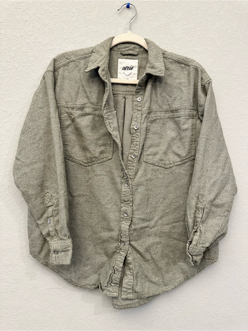 Aerie green button-up shirt with subtle textured weave #aerie #buttonup#fall